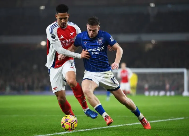 Soi kèo trận đấu Ipswich Town vs Arsenal